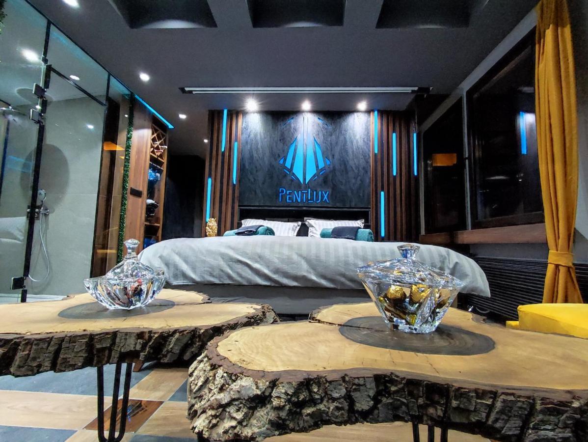 Pentlux - Spa Penthouse In The Heart Of Skopie Exterior foto